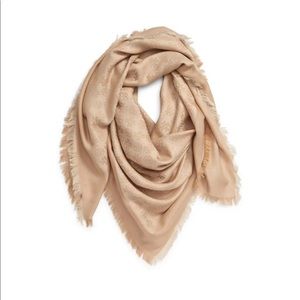 Tory Burch logo jacquard silk travel scarf